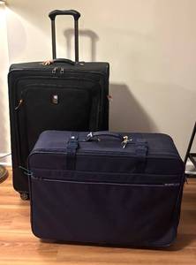 lot 390R image: LL  - Samsonite and Travelpro Rolling Luggage