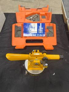 lot 1031 image: Lietz Surveying Level Model 20