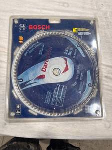 lot 1081 image: Bosch Daredevil 12-inch Saw Blade