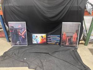 lot 1097 image: Star Wars Framed Posters Lot