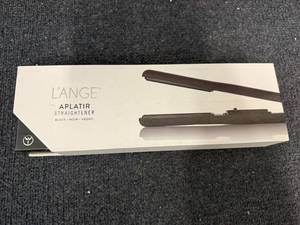 lot 4 image: LAnge Hair Straightener - Black