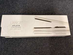 lot 6 image: LAnge Hair Straightener - White