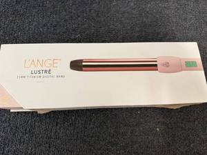 lot 10 image: LAnge 25Mm Titanium Digital Wand