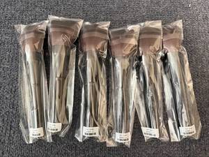 lot 24 image: 6 Savvy Minerals Veil Makeup Brushes