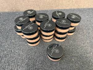 lot 26 image: 26 Containers Or Savvy Minerals Foundation