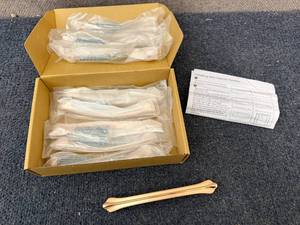 lot 54 image: 10 Pack Of Gold Colored Drawer Handles