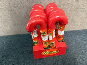 lot 183 image: 12 ReeseS Canes