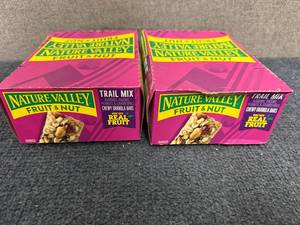 lot 218 image: 2 X 16Ct Boxes Of Nature Valley Fruit & Nut Bars