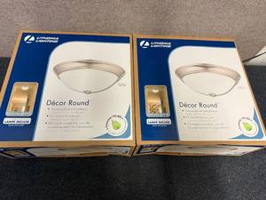 lot 86 image: 2 Packs Of Lithonia Lighting D�cor Round Lights