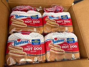 lot 126 image: 4 X 8Ct Bags Of Hostess Hot Dog Buns