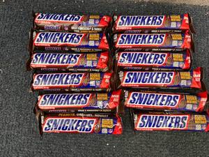 lot 239 image: 12 Snickers Candy Bars