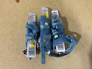 lot 249 image: LOT OF 3 Cat Break Away Pink Collars & 3 Blue Harness