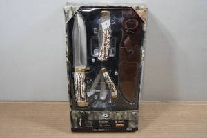 lot 11 image: Mossy Oak Stag Finish Knife Set