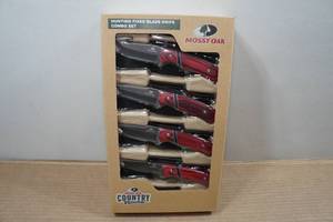 lot 12 image: Mossy Oak Hunting Fixed Blade Knife Combo Set