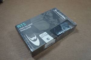 lot 56 image: Blackfish Next-To-Skin Baselayer Bottom - Medium