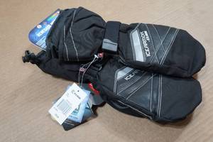 lot 57 image: Clam Ice Armor Renegade Mitts - Small