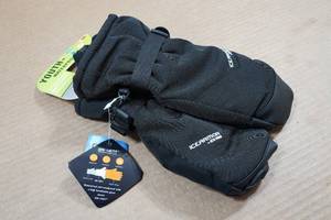 lot 60 image: Clam Ice Armor Youth Waterproof Mitts - 2XL