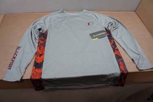 lot 64 image: Blackfish Guide UPFCooling Long Sleeve - Large
