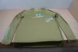 lot 69 image: Blackfish Guide UPFCooling Long Sleeve - Small