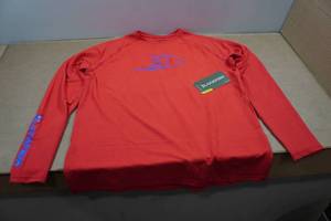 lot 70 image: Blackfish Angler UPFCooling Long Sleeve - Medium