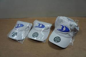 lot 81 image: 3 Blackfish Stretch Hats - LXL