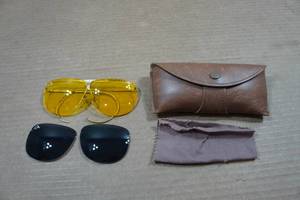 lot 124 image: Vintage Ducks Unlimited Safety Sunglasses