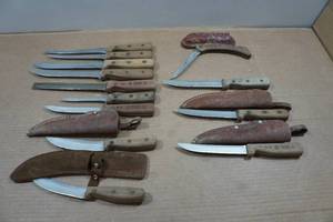 lot 127 image: Wood Handle Chicago Cutlery Knives