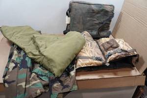 lot 133 image: Hunting & Camping Gear - Life Jacket, Rain Gear