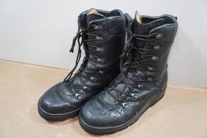 lot 135 image: Leather Military Boots - Size 8