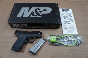 lot 1I image: Unfired Smith &amp Wesson M&ampP40 Shield M2.0 .40 S&ampW Semi-Auto Pistol - 2 Magazines
