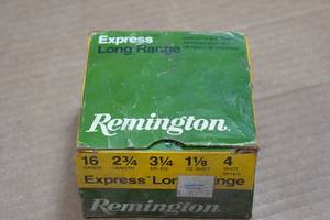 lot 236 image: 25 Remington Express 16 Gauge 2-34 4 Shot Shotshells
