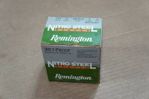 lot 239 image: 25 Remington 20 Gauge 3 Magnum Steel 4 Shot Shotshells