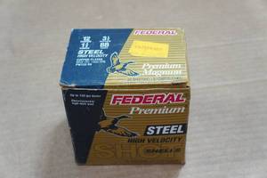 lot 243 image: 25 Federal Premium 12 Gauge 3-12 Magnum Steel BB Shotshells