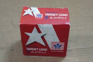 lot 269 image: 25 Stars and Stripes 12 Gauge 2-34Lead 8 Shot Shotshells