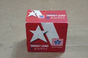 lot 270 image: 25 Stars and Stripes 12 Gauge 2-34Lead 8 Shot Shotshells