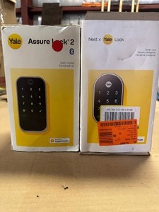 lot 21 image: Lot of assorted Yale Locks customer returns see pictures