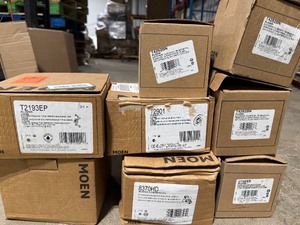 lot 41 image: Lot of assorted Moen items various models review pictures customer returns