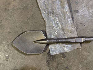 lot 51 image: TR Industrial Clay Spade Scoop shovel bit for electric demolition hammer customer return see pictures