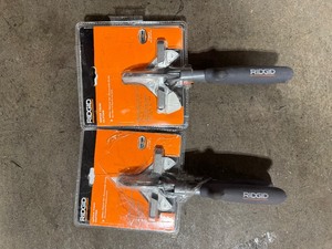 lot 102 image: Lot of 2 Ridgid 4 in steel xlt miter trim cutters