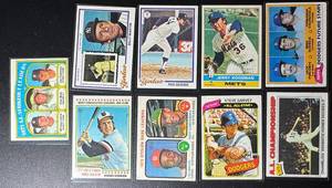 lot 116A image: 9-Card 70�sEarly 80�s Topps Baseball Card Lot