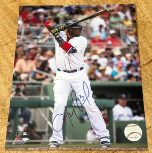 lot 31A image: Hanley Ramirez Signed 8x10 Baseball Photo
