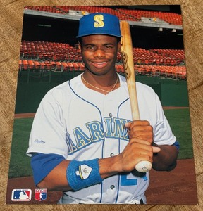 lot 43A image: Ken Griffey Jr. Rookie Year Photo 1989 MLB Barry Colla Baseball Card RC