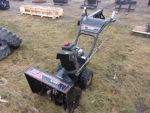 lot 24 image: Spirit 524 Snowblower (Unknown Condition)