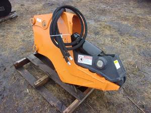 lot 38 image: Wolverine Excavator Crusher Jaw (UNUSED)