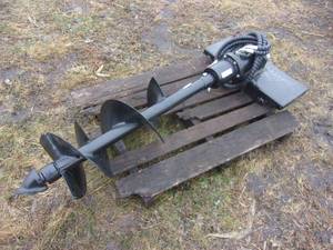 lot 41 image: Mini Skid Earth Auger (UNUSED)