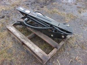 lot 51 image: Mini Excavator 3 ton Weld On Thumb (UNUSED)