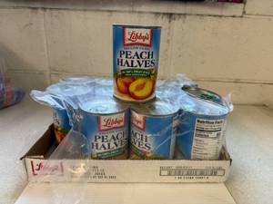 lot 7 image: 12x Libbys Peach Halves
