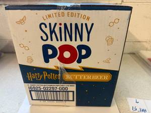 lot 8 image: 6x 5.3oz Skinny Pop-Harry Potter Butterbeer(like Kettle Corn)