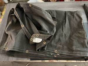 lot 38 image: Steiner Welding Curtain 6x8