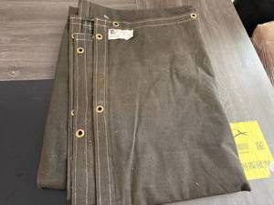 lot 40 image: Steiner Welding Curtain 6x8